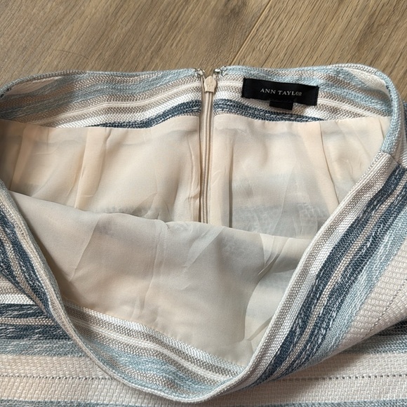 Ann Taylor Striped Mini Pencil Skirt - Picture 2 of 3